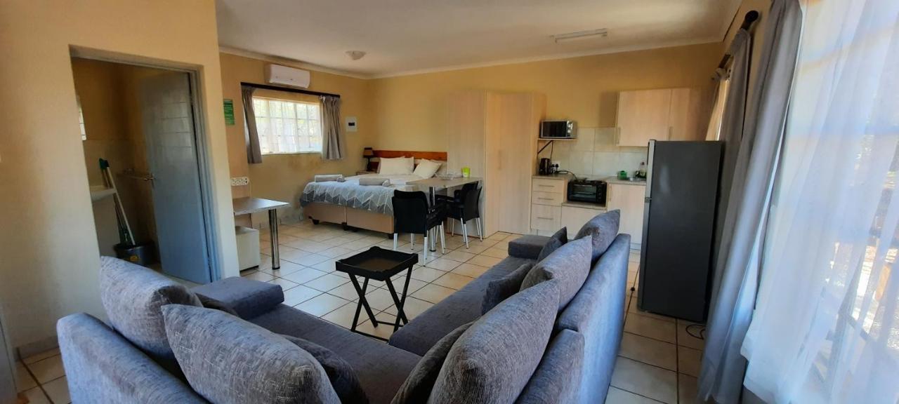 462 Bosbok Chalets Marloth Park Bagian luar foto