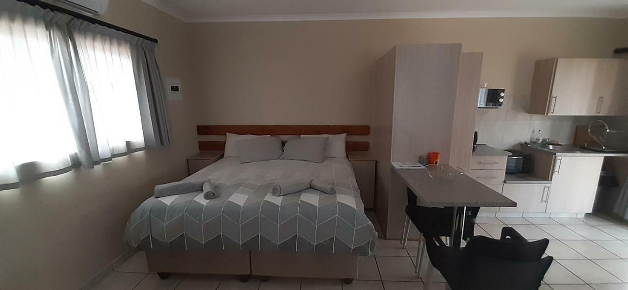 462 Bosbok Chalets Marloth Park Bagian luar foto